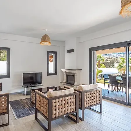 Superb 3br W Pool Gumusluk