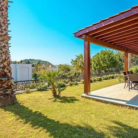 Superb 3br W Pool Gumusluk Willa Bodrum