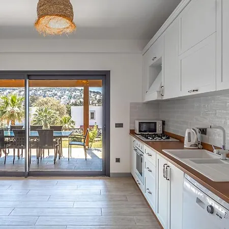 Villa Superb 3br W Pool Gumusluk